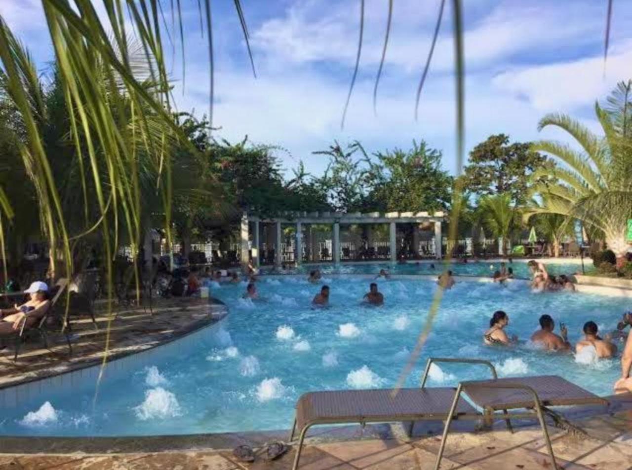 Apto Completo Com Parque Aquatico 24 Horas Lacqua Diroma カルダス・ノバス エクステリア 写真